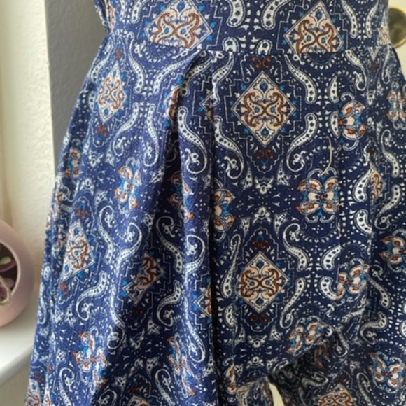 Charlotte Russe Blue Boho Floral Romper with Scoop Neck & Tie-Back – Size S - Picture 4 of 9